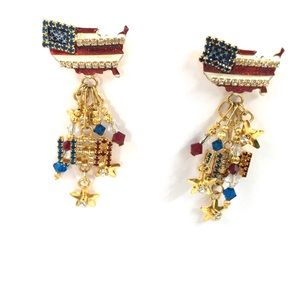 Vtg Lunch at The Ritz Crystal Flags USA earrings. 4th of July jewelry